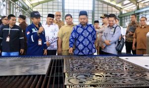 1784631035_sentra-ikm-logam-gresik-resmi-berdiri-jadi-fasilitas-produksi-bersama-dan-tempat-magang-siswa-smk_U1NMFX