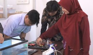 Foto Where Hardware Meets AI! Mahasiswa Teknik Elektro UM Gresik Pamerkan_ - umg.ac