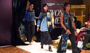 even peragaan busana di wyndham sby