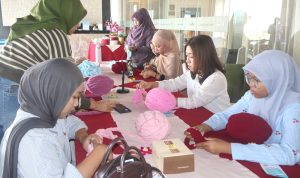 swiss bekinn manyar gelar workshop Fluffy Chunky bag