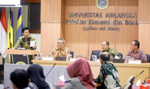 Emil keynote speaker di Unair