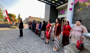 Upacara 17 Agustus Hotel Dafam Pacific Caesar Surabaya