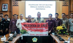 wakil-bupati-gresik-lepas-tim-robot-bawah-air-siti-busyro-umg-menuju-final-kontes-kapal-indonesia